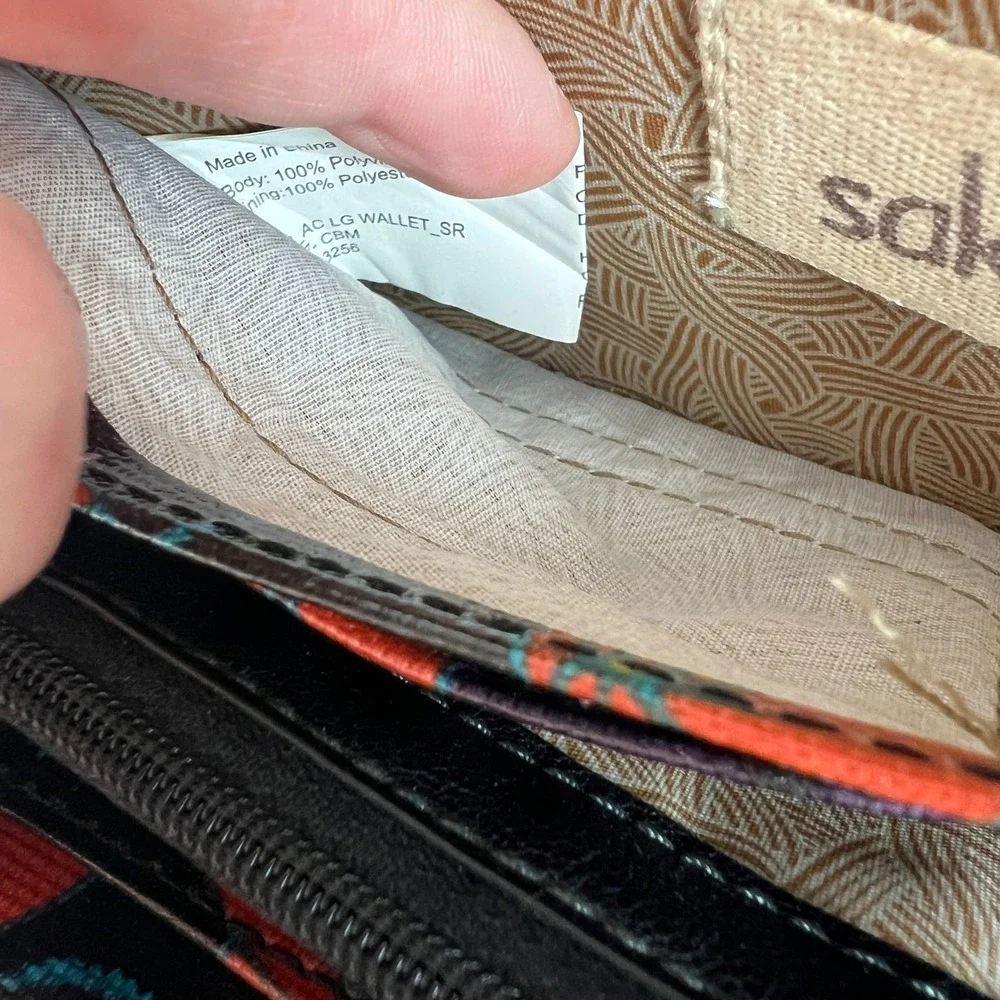 Sakroots Wallet Zip Around Artist‎ Circle Peace Bird Floral Embroidered Black